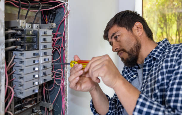 Best Local Electrician Companies  in North Conway, NH